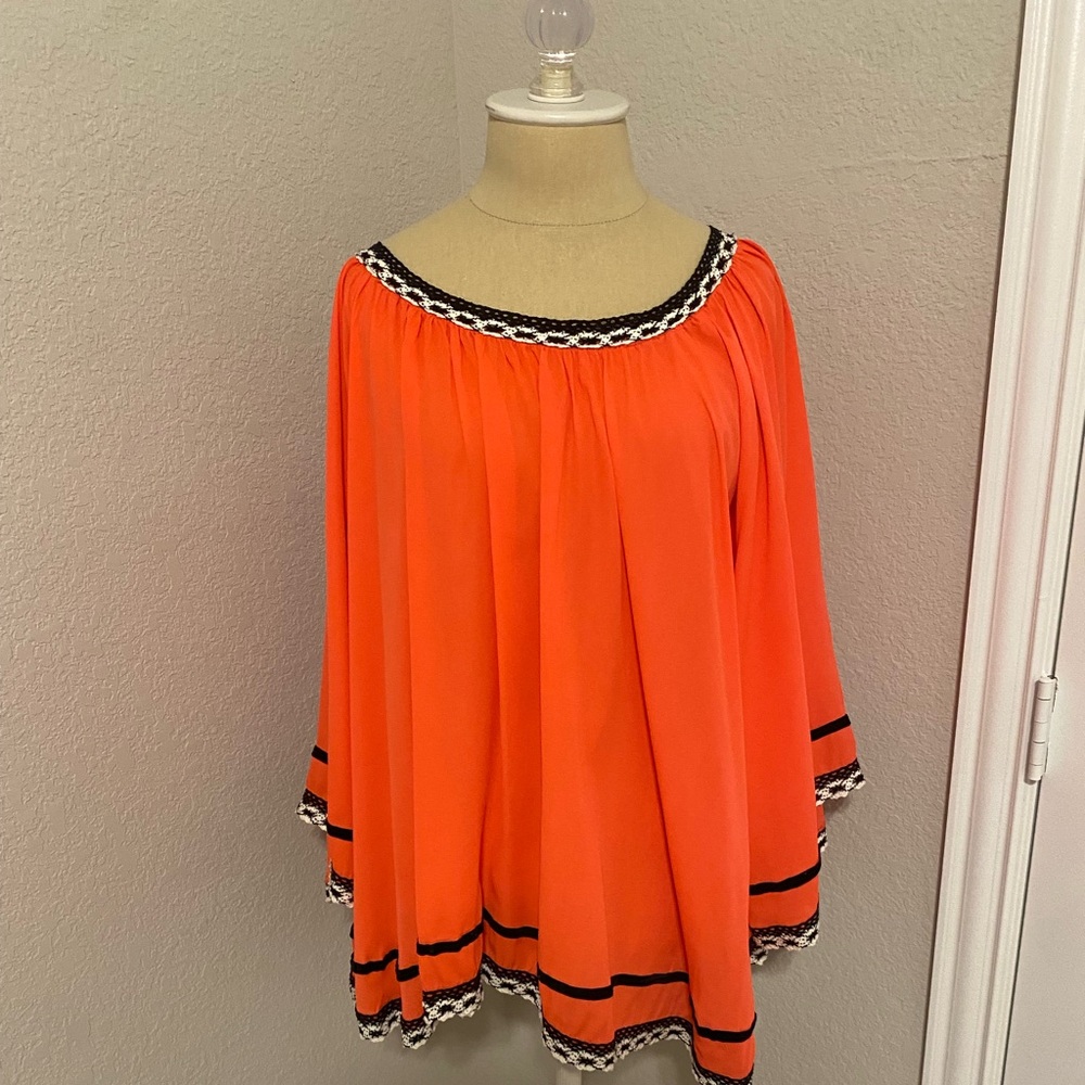 Vava by Joy Han Orange 3/4 sleeve top